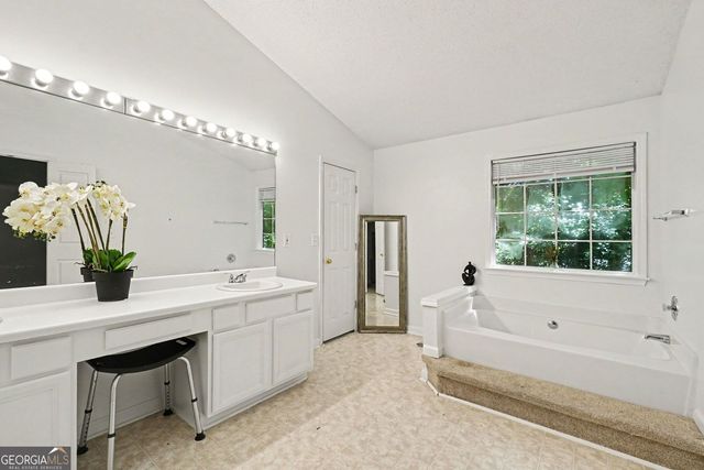 490 Bottesford Drive NW, Kennesaw, GA 30144