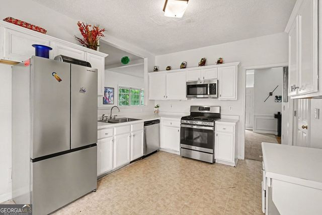 490 Bottesford Drive NW, Kennesaw, GA 30144
