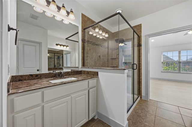3922 Canton Jade Way, Arlington, TX 76005