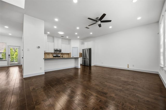3922 Canton Jade Way, Arlington, TX 76005