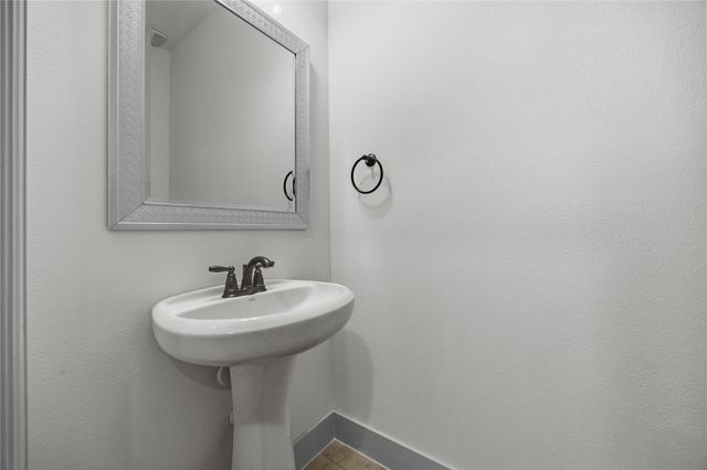 3922 Canton Jade Way, Arlington, TX 76005