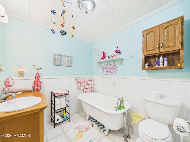 6103a Lee Station Road, New Iberia, LA 70560