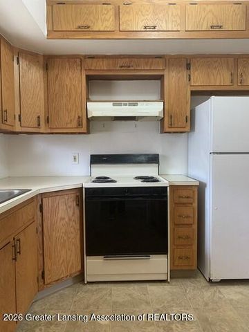 3712-3714 Malibu Drive, Lansing, MI 48911