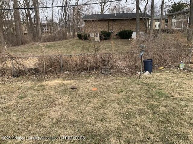 3712-3714 Malibu Drive, Lansing, MI 48911