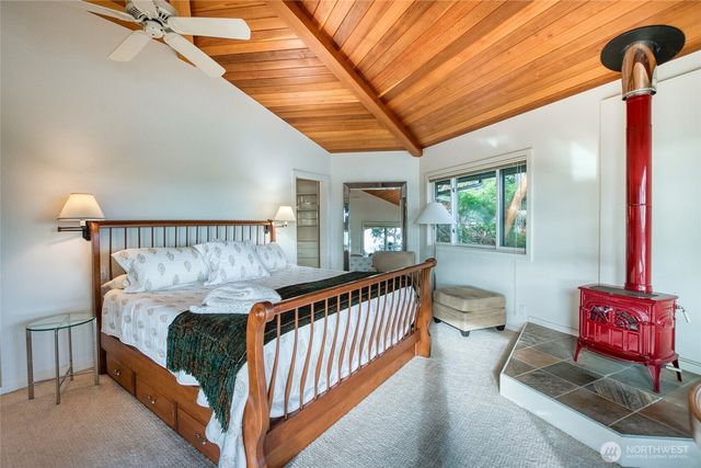 573 Harborview Lane, Orcas Island, WA 98243