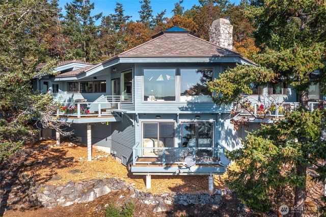 573 Harborview Lane, Orcas Island, WA 98243