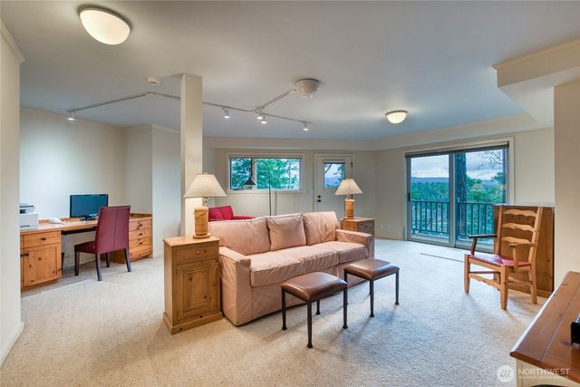 573 Harborview Lane, Orcas Island, WA 98243