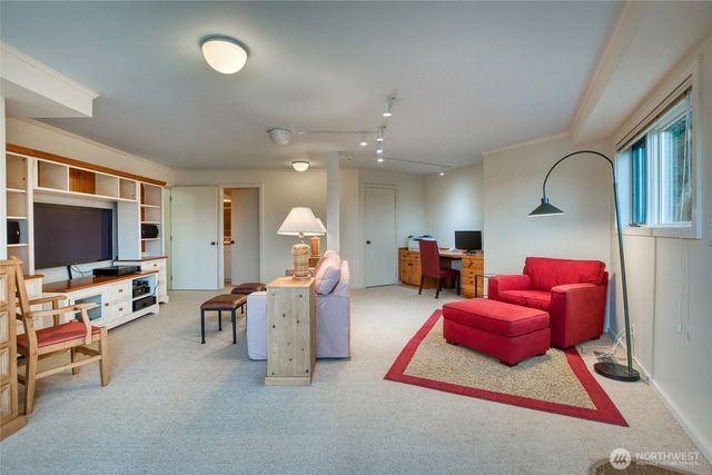 573 Harborview Lane, Orcas Island, WA 98243