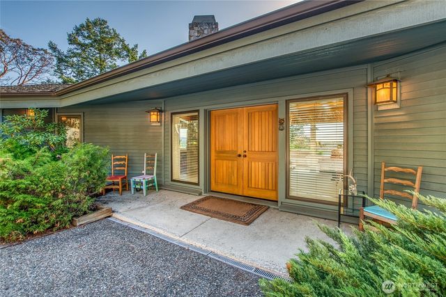 573 Harborview Lane, Orcas Island, WA 98243