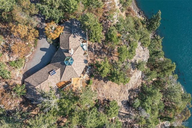 573 Harborview Lane, Orcas Island, WA 98243