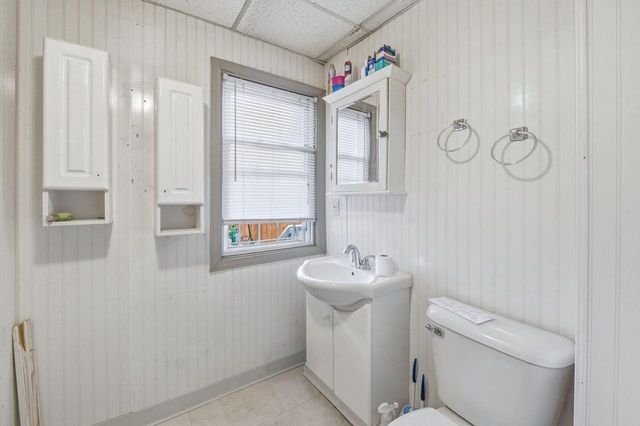 1412 S 32nd STREET, Milwaukee, WI 53215