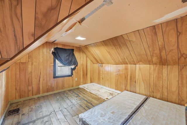 1412 S 32nd STREET, Milwaukee, WI 53215