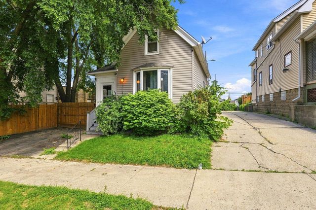1412 S 32nd STREET, Milwaukee, WI 53215