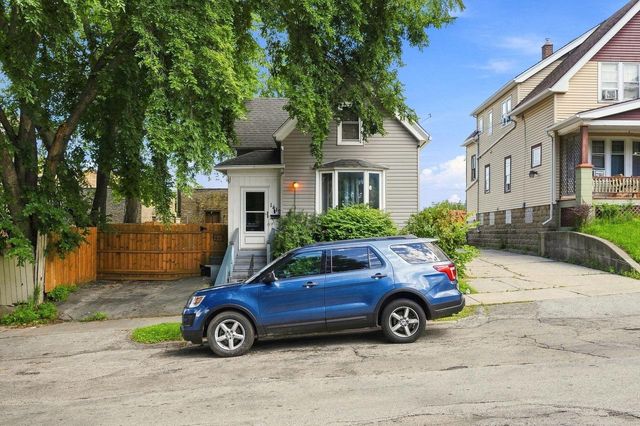 1412 S 32nd STREET, Milwaukee, WI 53215