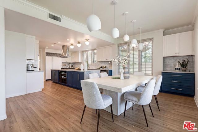 12683 Promontory Road, Los Angeles, CA 90049