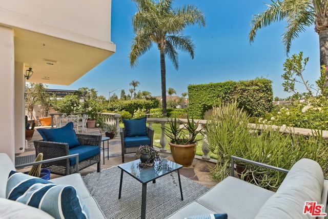 12683 Promontory Road, Los Angeles, CA 90049