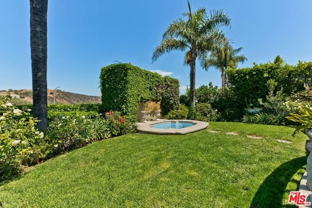 12683 Promontory Road, Los Angeles, CA 90049