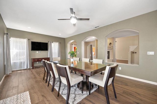 5658 Blackrock Rd, Rocklin, CA 95765