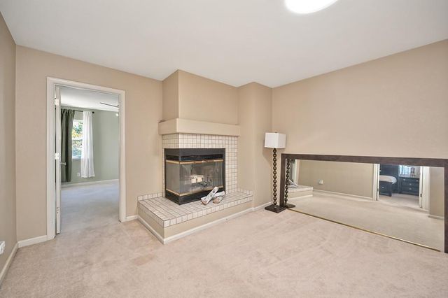 5658 Blackrock Rd, Rocklin, CA 95765