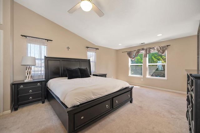 5658 Blackrock Rd, Rocklin, CA 95765