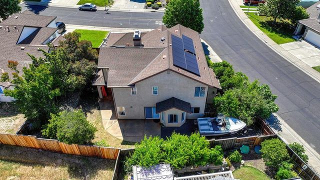 5658 Blackrock Rd, Rocklin, CA 95765
