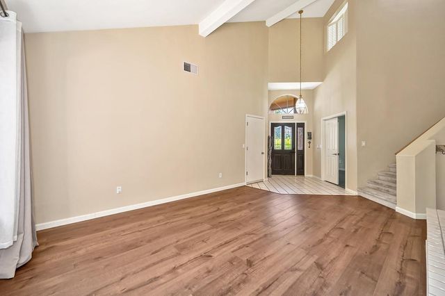 5658 Blackrock Rd, Rocklin, CA 95765