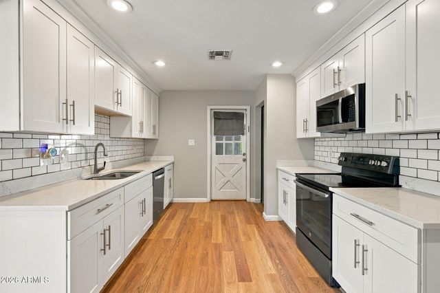 1040 S GRAND --, Mesa, AZ 85210