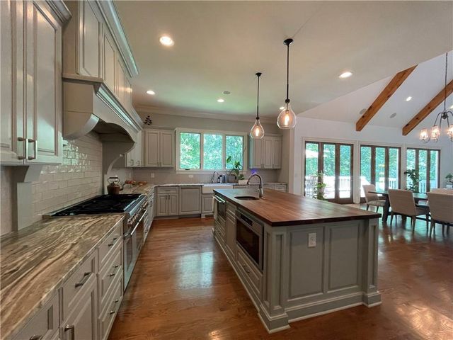 6321 Hunting Creek Road, Atlanta, GA 30328