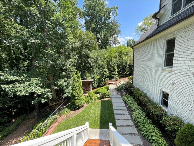 6321 Hunting Creek Road, Atlanta, GA 30328