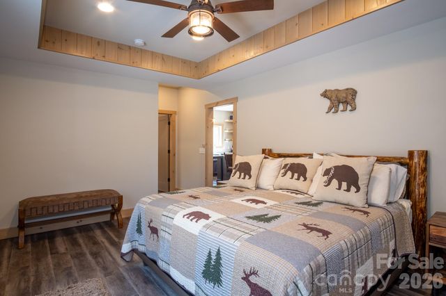 3171 East Fork Road, Brevard, NC 28712