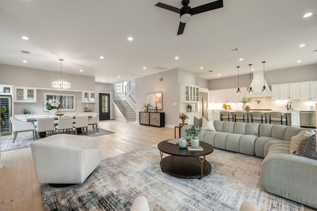2046 Macarthur Street, Houston, TX 77030
