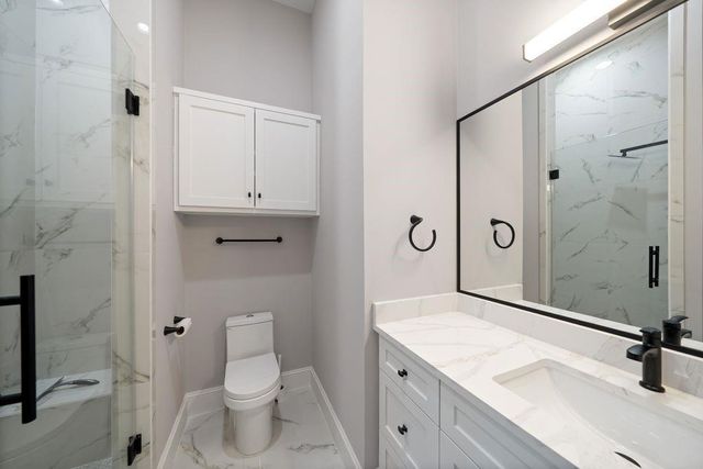 2046 Macarthur Street, Houston, TX 77030