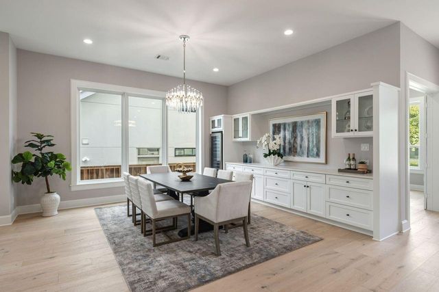 2046 Macarthur Street, Houston, TX 77030