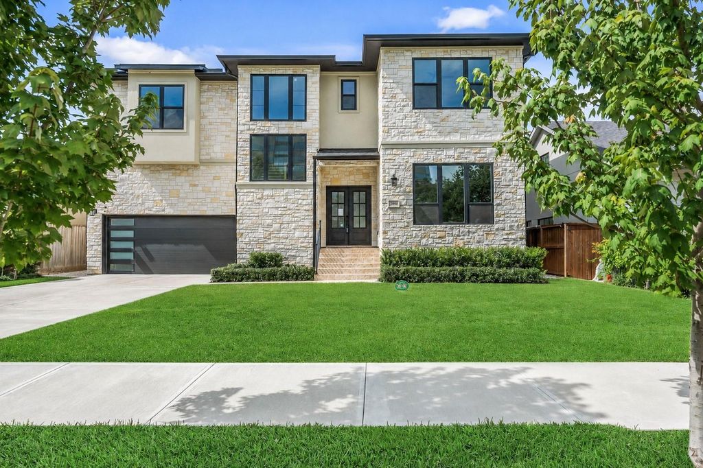 2046 Macarthur Street, Houston, TX 77030