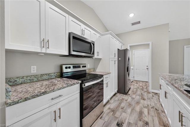 8422 Cardinal RD, Fort Myers, FL 33967