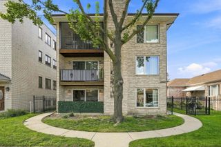 2530 N 74th Avenue 1, Elmwood Park, IL 60707