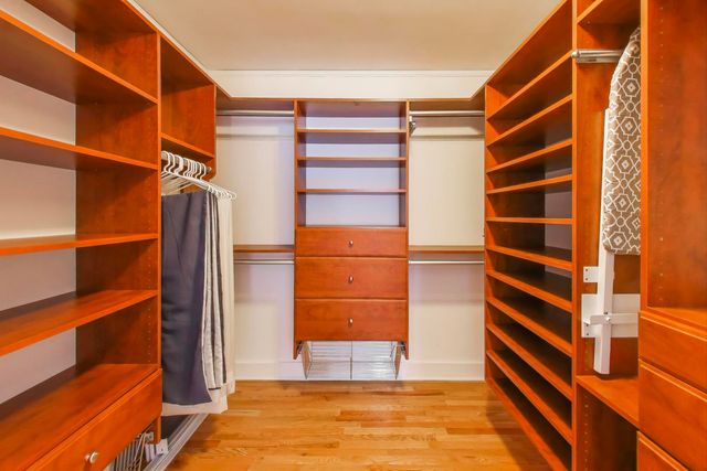 205 Orchard Road, North Barrington, IL 60010