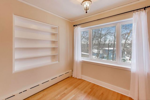 205 Orchard Road, North Barrington, IL 60010