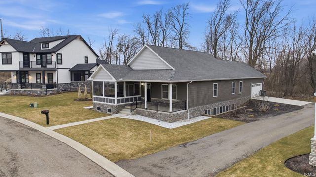 3331 Blarney Drive, South Bend, IN 46628