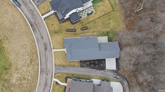 3331 Blarney Drive, South Bend, IN 46628