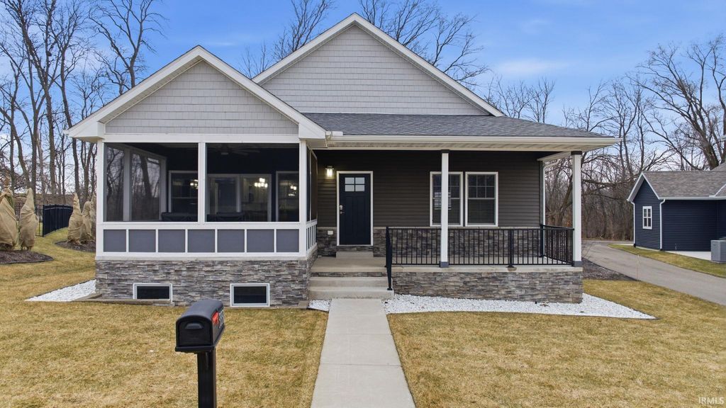 3331 Blarney Drive, South Bend, IN 46628