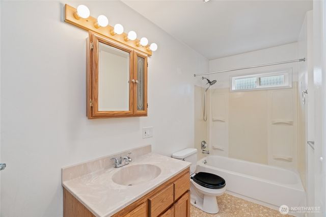 1513 W Market Street, Aberdeen, WA 98520