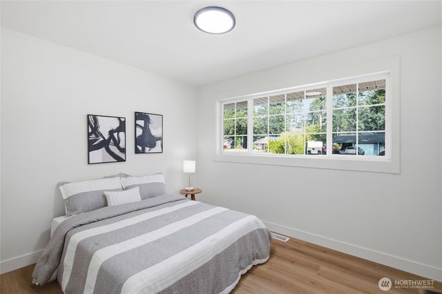 10002 Woodlawn Place SW, Lakewood, WA 98498