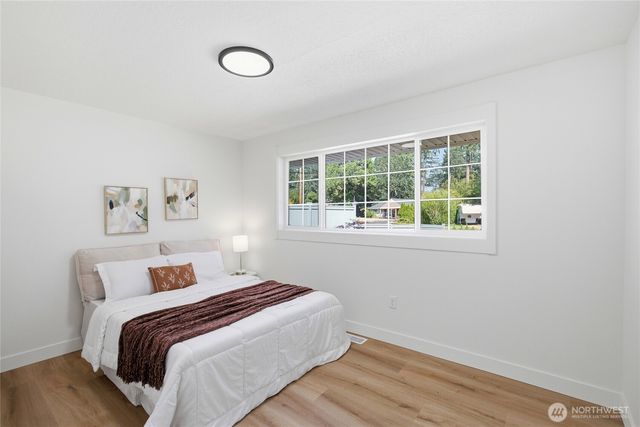 10002 Woodlawn Place SW, Lakewood, WA 98498