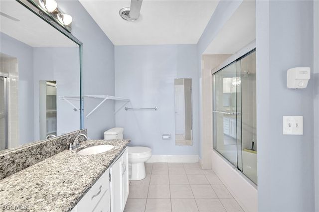 1423 SW Courtyards TER 70, Cape Coral, FL 33914