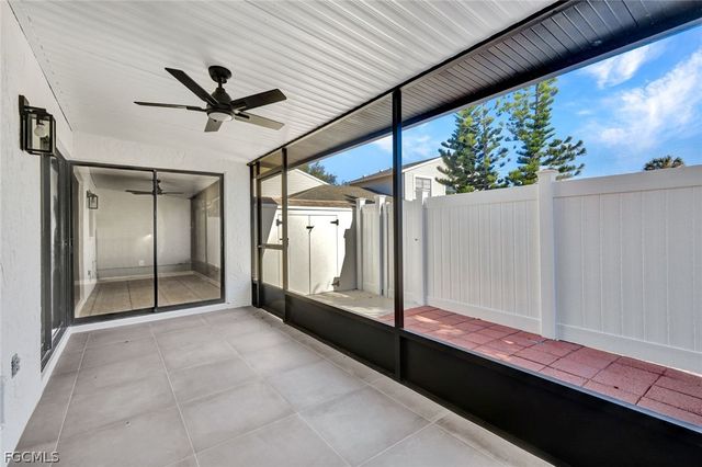 1423 SW Courtyards TER 70, Cape Coral, FL 33914