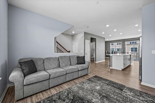 9026 Disbrow Street, Huntley, IL 60142
