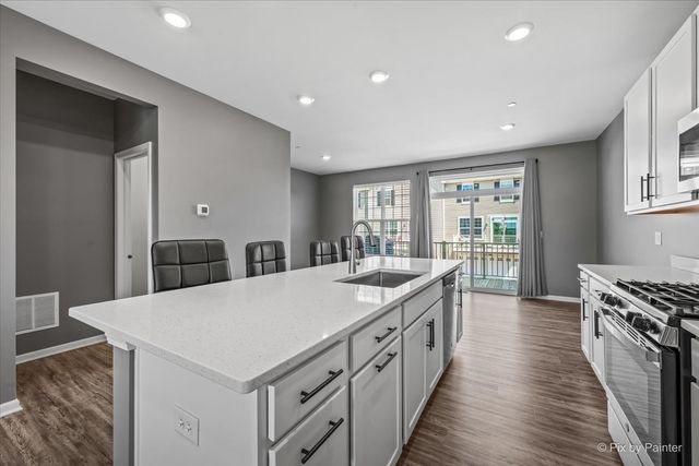 9026 Disbrow Street, Huntley, IL 60142