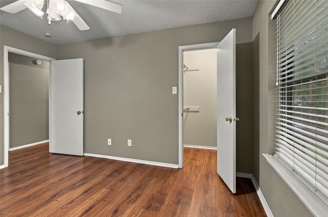 2935 Ridgewood Drive, Grapevine, TX 76051