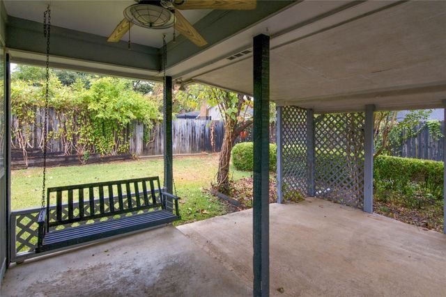 2935 Ridgewood Drive, Grapevine, TX 76051